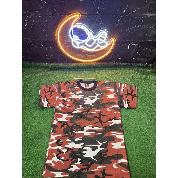 Vintage Camouflage‎ Gray/Red Graphic T-Shirt Size LG Tee Swing Made In The USA - Picture 1 of 5